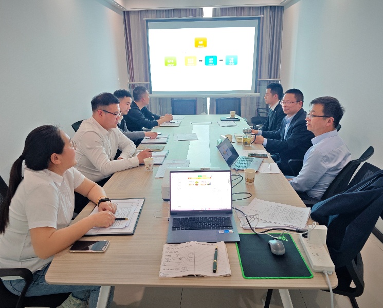 安物投公司與西安付博軟件公司、嵐皋秦巴惠物流公司開(kāi)展全市物流數智平臺建設內容研討會(huì )
